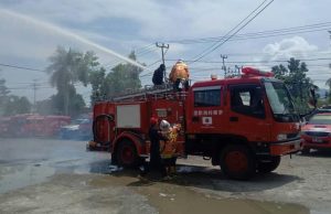 Governu Japaun Apoiu Kareta Bombeirus Tolu Hodi Kombate Situasaun Inséndiu