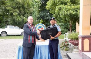 Estadus Unidus Amérika Entrega Kits Patrulla 135-resin ba PNTL iha Oecusse