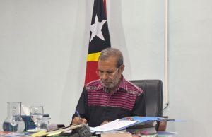 Timor ukun-aan sosa ho ruin no ran, Taur: Ema La fo ita tau iha bandeja, tanba nasaun ne’e lori ema maka sosa
