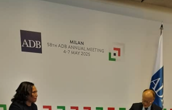 Enkontru Bilateral Ministra Finansas ho ADB, no Kritika Sosiedade Civil Nian