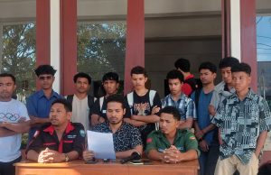 Estudante UNTL: Kapa Livru Kodigu Sivil, La Merese Tau Fotografia Primeiru Ministru