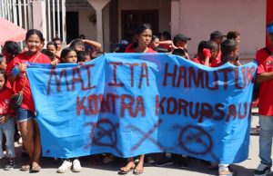 LABEH Komemora Loron Mundial Anti Korrupsaun: Dezenvolvimentu Lao Hakdasak Tanba Korupsaun