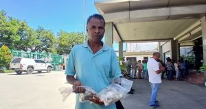 Komunidade Sira Hahú Troka Osan 2.00 Sentavu iha Banku-Sentrál Tanba Loja ho Merkadu Hahu Lakohi Simu