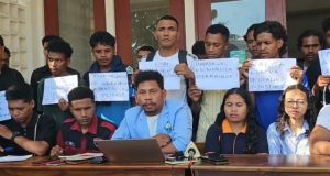 EUTL Reafirma Tan Ejizensia 6 ba Governu no Parlamentu, Tempu Badak Sei Organiza Demonstrasaun